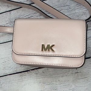 MK Fanny Pack/bag Michael Kors